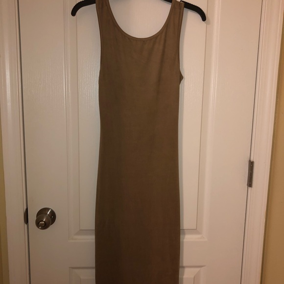 Tan Dress - Picture 2 of 7